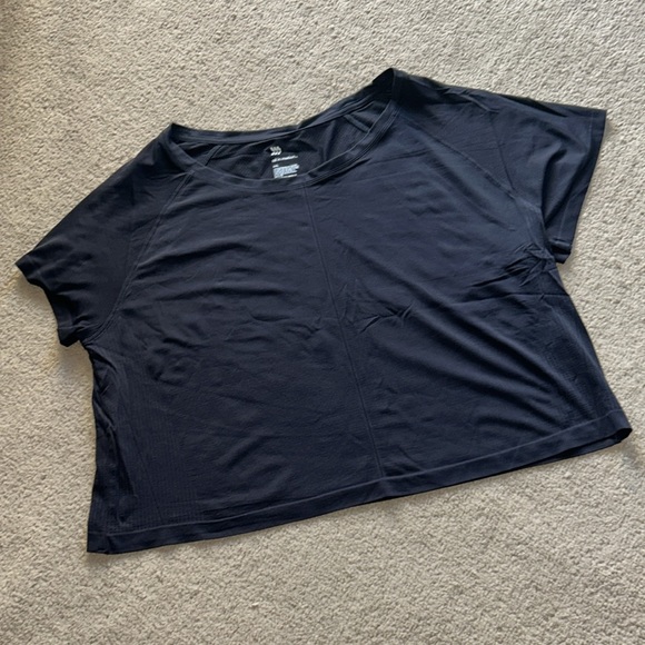 3/$10 All in motion Cropped Workout Tee Black Sz XXL - Picture 1 of 4